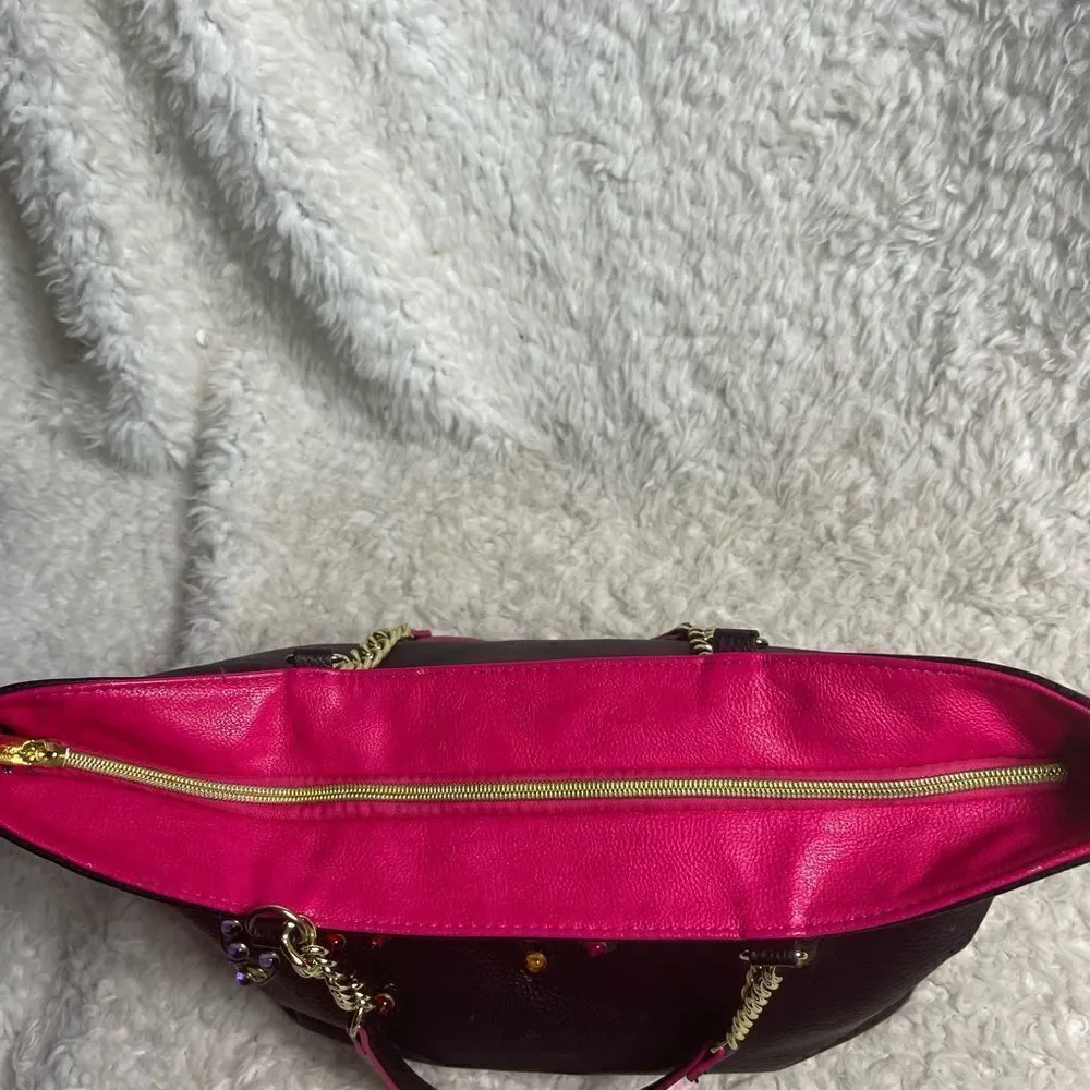 Betsey Johnson jewels large black synthetic leather tote gold tone chain straps